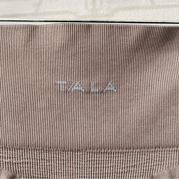 Tala by Grace Beverly Zinnia Athletic Leggings Espresso Brown Size Small NEW - Picture 9 of 12